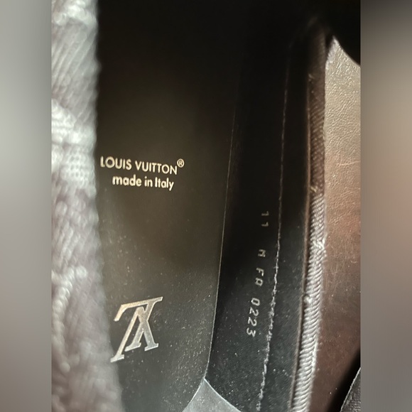 100%%%% AUTH******Louis Vuitton men’s loafers size 11 new with felts - Picture 3 of 4